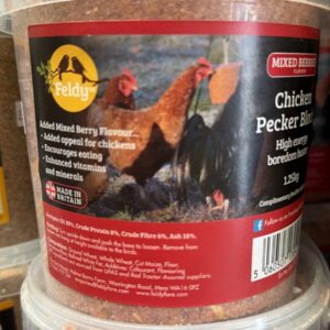 Feldy Chicken Pecker Mixed Berry Block - 1.25kg
